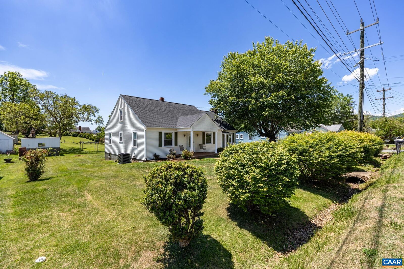 Property Photo:  9070 Spotswood Trl  VA 22973 