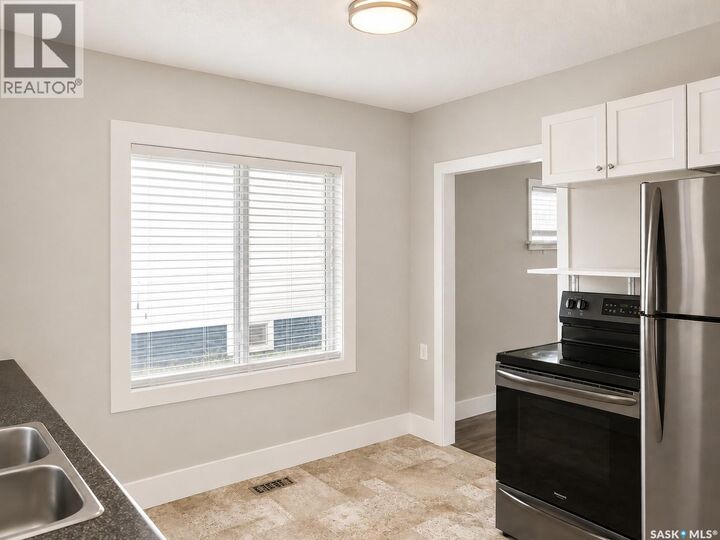 Property Photo: 208 4th Avenue W SK S0J 2E0