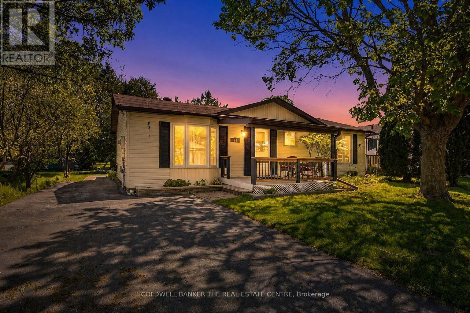 Property Photo:  24 Briar Wood Place  ON L0L 1L0 