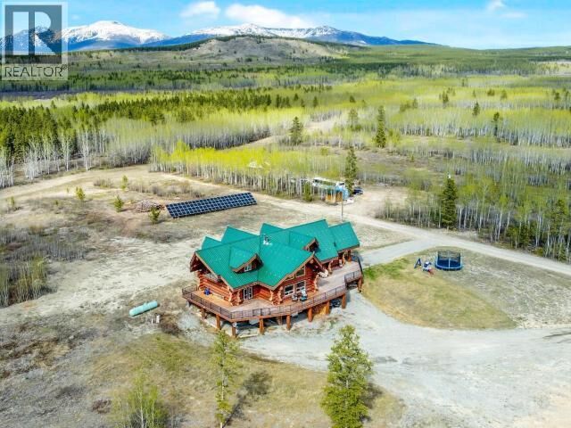 Property Photo:  947 Takhini River Road  YT Y1A 7A2 