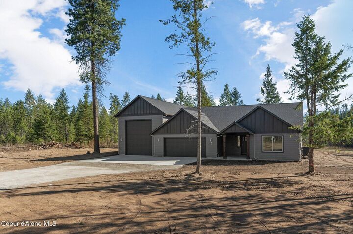 Property Photo: 25833 N Dickens Rd ID 83801