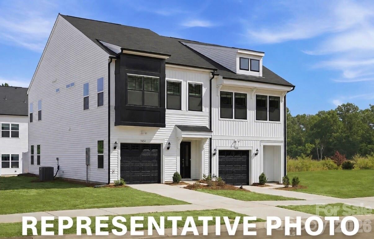 Property Photo:  5820 Salamander Run Lane 44  NC 28215 
