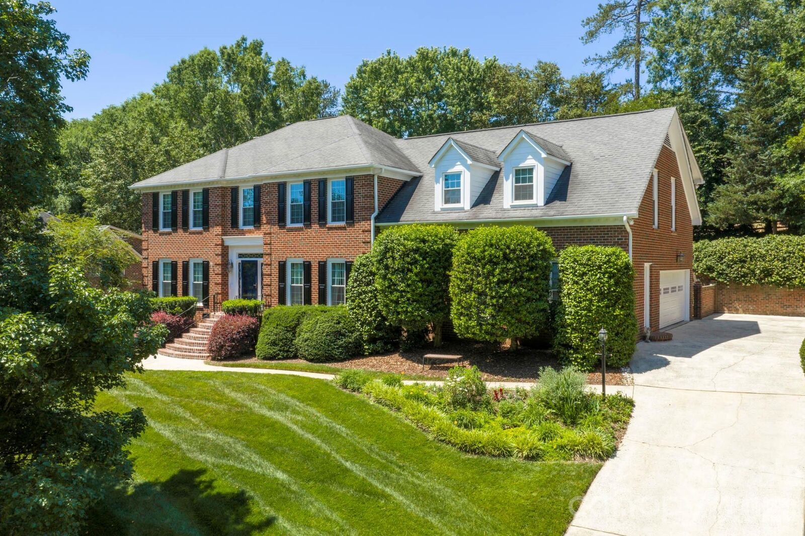 Property Photo:  708 Barington Place  NC 28105 
