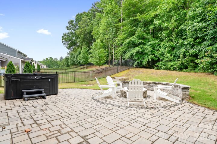 Property Photo:  9233 Hollow Bend Drive  NC 28078 
