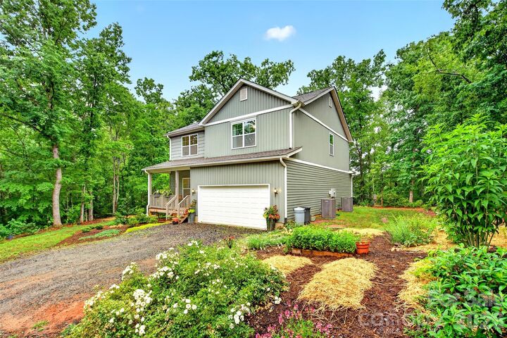 Property Photo:  132 Maple Ridge Drive  NC 28762 