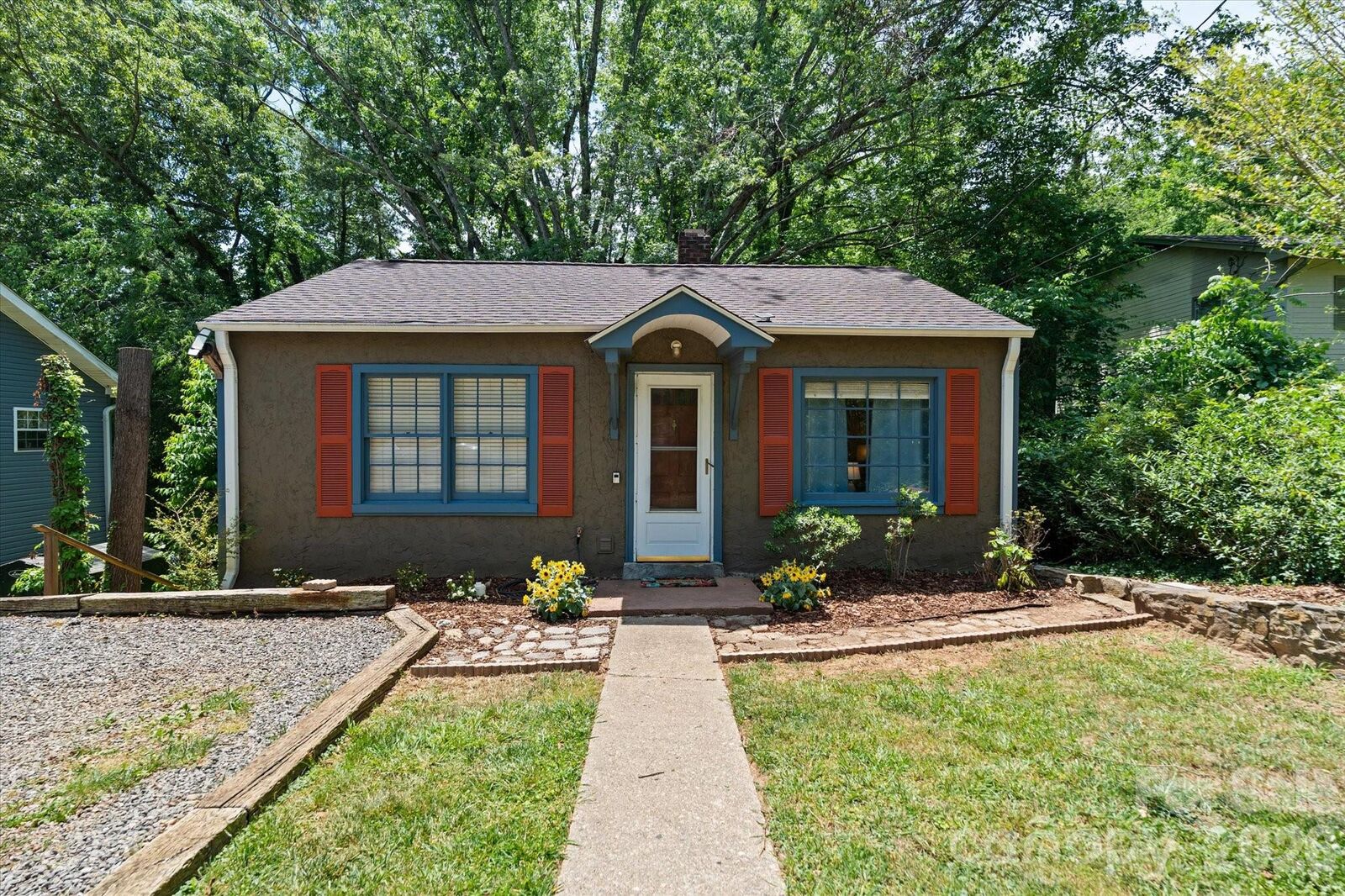 Property Photo:  224 Aurora Drive  NC 28805 