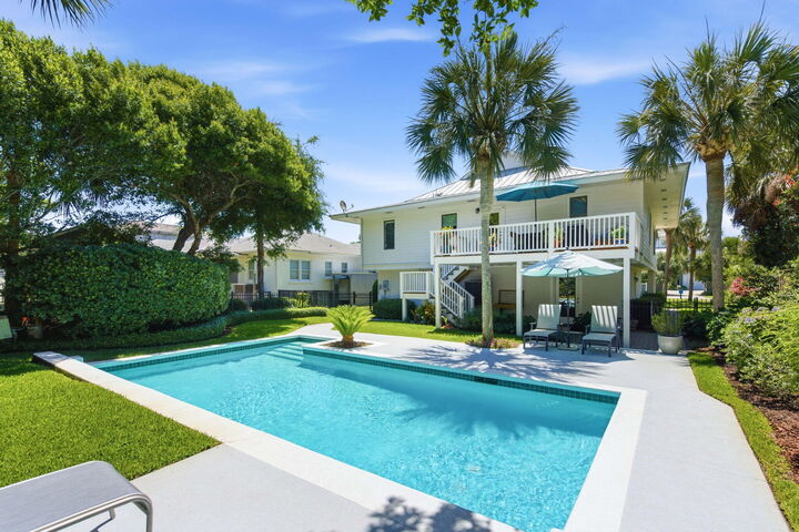 Property Photo: 621 Ocean Boulevard SC 29451