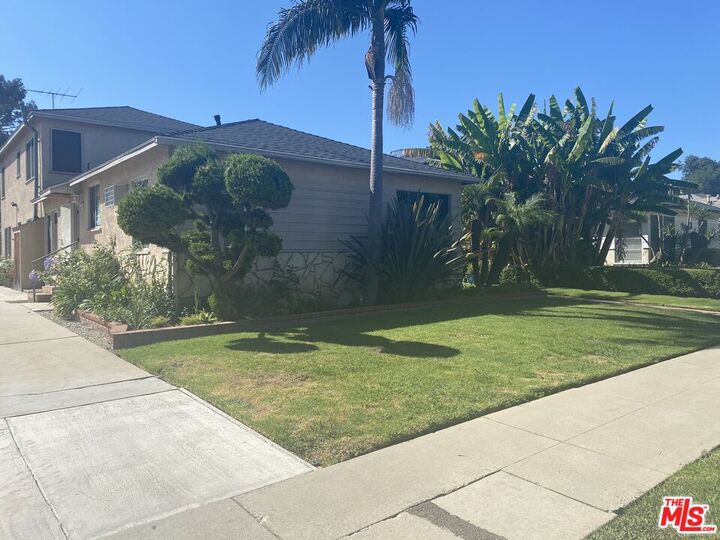 Property Photo:  7024 Kittyhawk Ave  CA 90045 