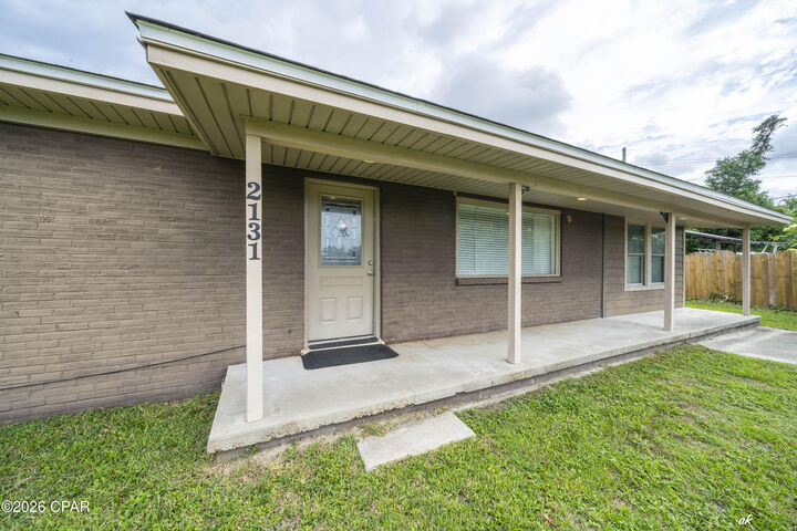 Property Photo:  2131 E 26th Street  FL 32405 