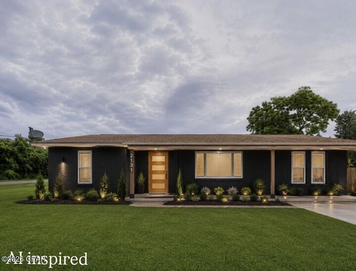 Property Photo:  2131 E 26th Street  FL 32405 