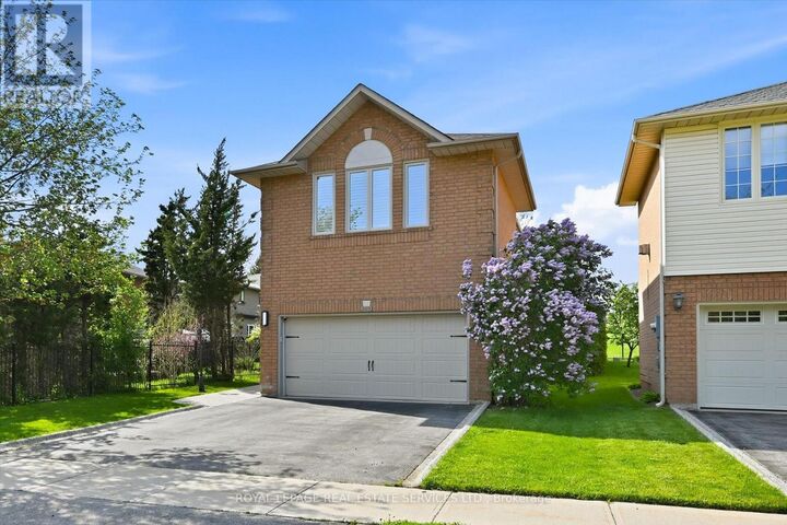 Property Photo:  2123 Grand Ravine Drive  ON L6H 6B4 