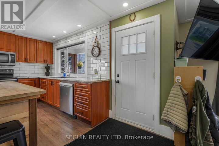 Property Photo:  281 Hampden Street  ON K6A 1Y4 