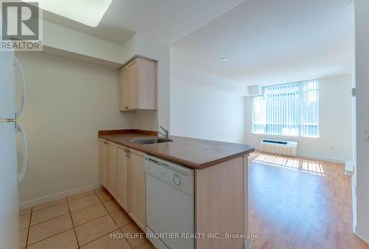 Property Photo: 155 Beecroft Road 1203 ON M2N 7C6