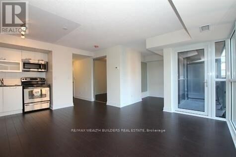 Property Photo:  28 Ted Rogers Way 1212  ON M4Y 2J4 