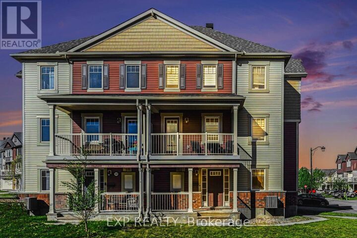 Property Photo: 28 Streambank Street ON K2M 0J8