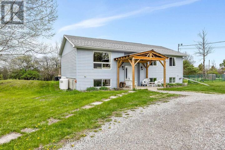 Property Photo:  637 Townline Road  ON K7A 4S5 
