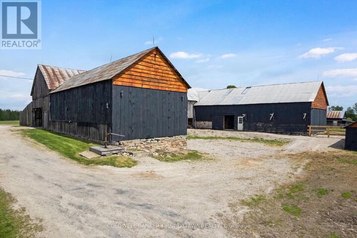 Property Photo:  898 Highway 511  ON K7H 3C9 