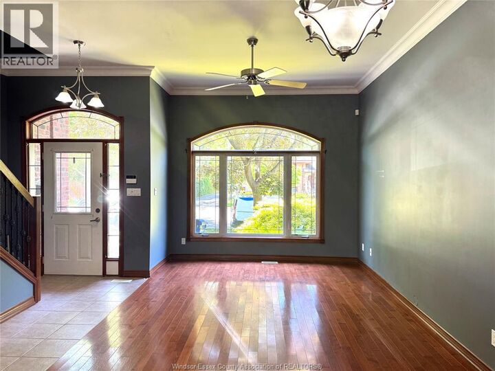 Property Photo:  912 Monmouth  ON N8Y 3L7 