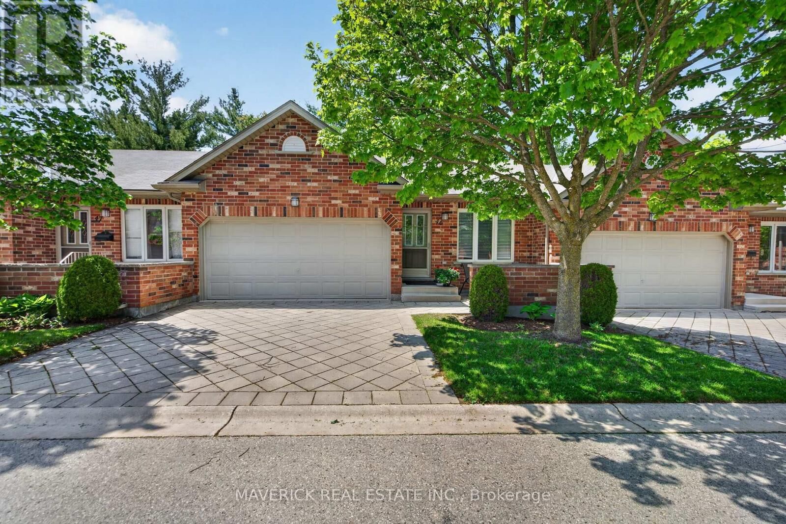 Property Photo:  43 Capulet Walk 46  ON N6H 5V5 
