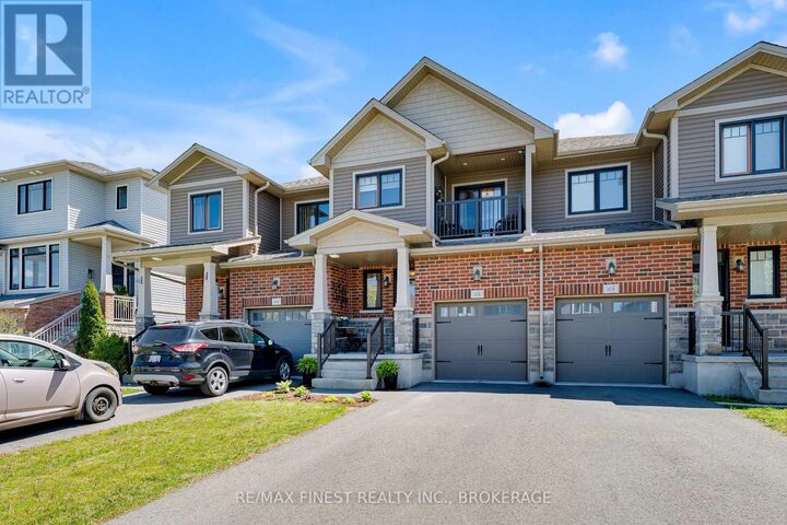 106 Dr Richard James Crescent — photo 1