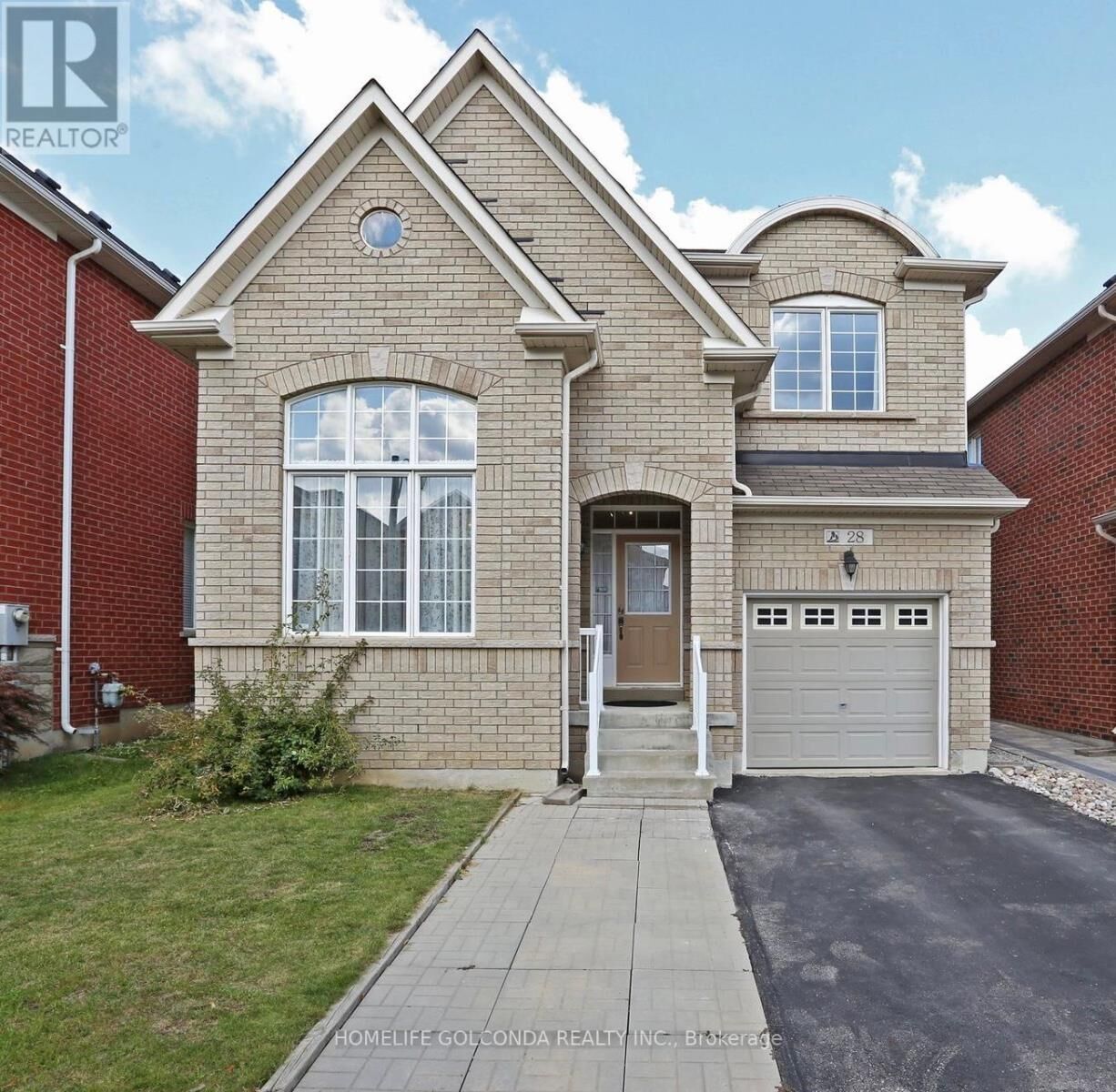 Property Photo: 28 Barnstone Drive ON L6E 2B3