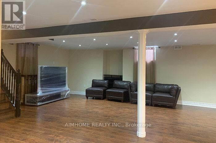 Property Photo:  117 Snively Street  ON L4E 4N9 
