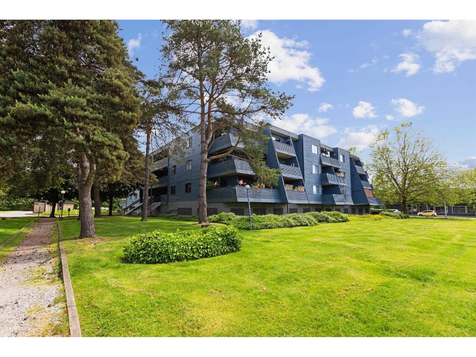 Property Photo:  17661 58A Avenue 212  BC V3S 1N4 