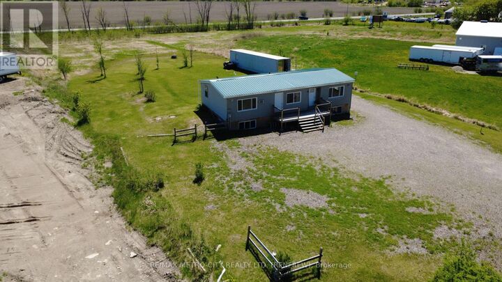 Property Photo: 211 Elliott Crescent ON K7V 3Z2