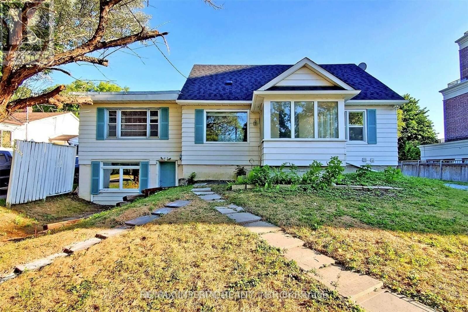 Property Photo:  49 Sunset Beach Road  ON L4E 3G7 