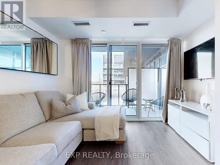 Property Photo:  36 Zorra Street 330  ON M8Z 0G5 