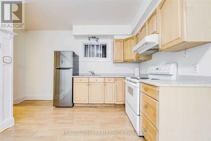 Property Photo:  66 Dorval Drive  ON M6P 2B6 