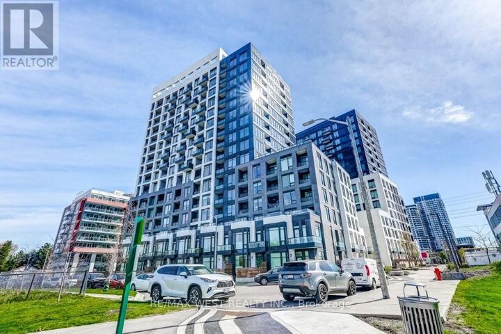 Property Photo:  3 Rosewater Street 618W  ON L4C 5T6 