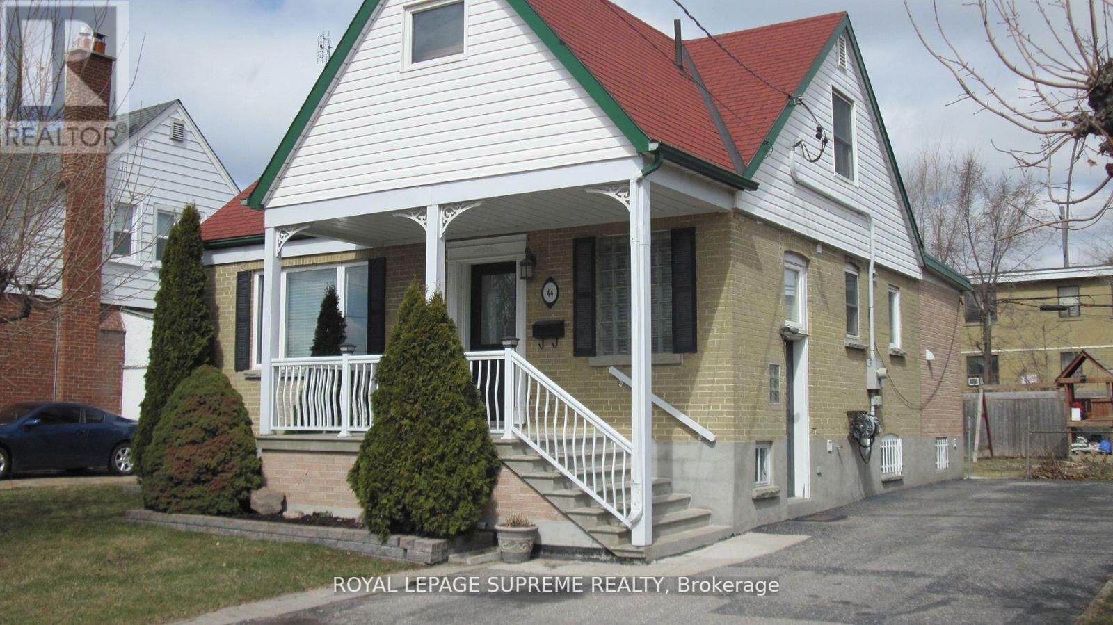 Property Photo:  44 Winston Park Boulevard Bsmt  ON M3K 1B9 