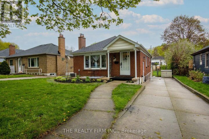 Property Photo:  1319 Wilton Avenue  ON N5W 2H5 