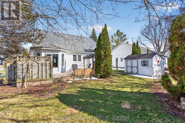 Property Photo:  16 Country Club Drive  ON K0H 1G0 
