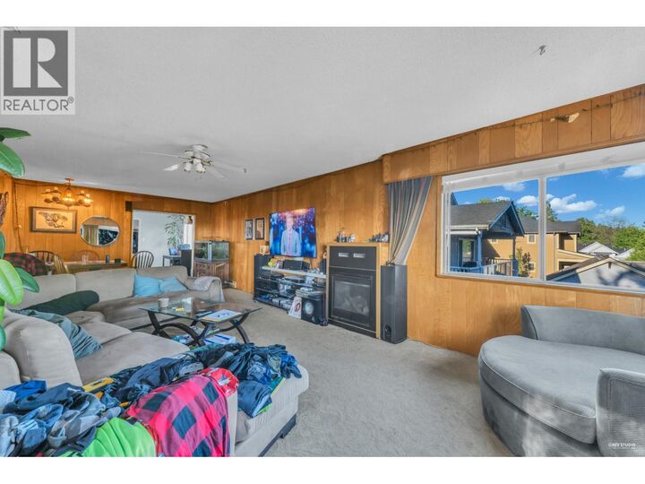 Property Photo:  1144 Rochester Avenue  BC V3K 2X4 