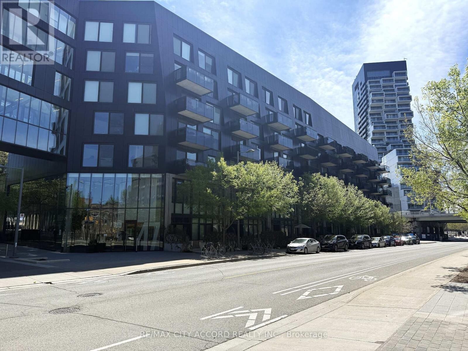 Property Photo:  47 Lower River Street 550  ON M5A 1M6 