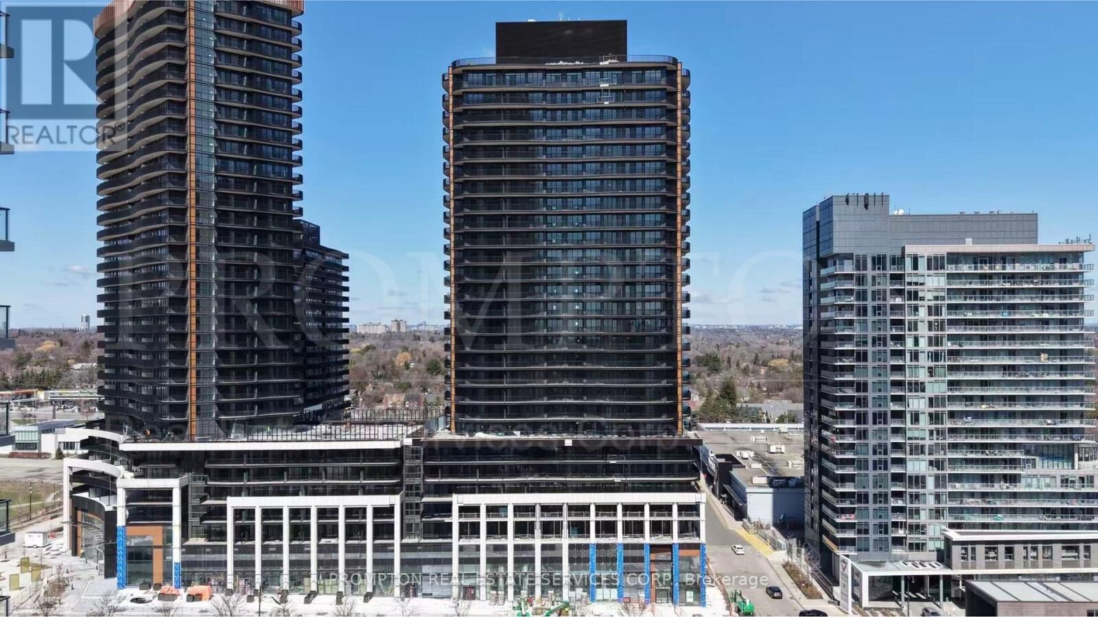 Property Photo:  68 Esther Shiner Boulevard 303  ON M2K 0J6 