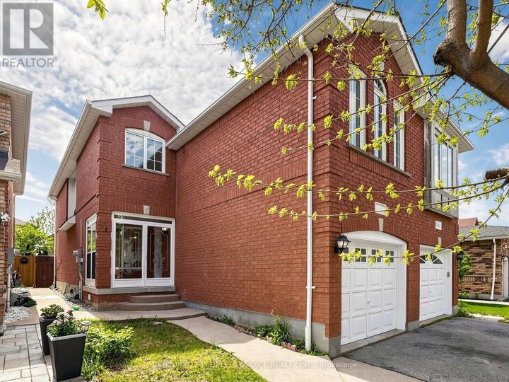 Property Photo:  5362 Marblewood Drive  ON L5V 2L9 