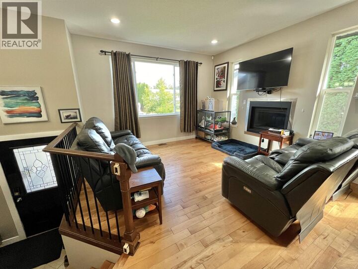 Property Photo: 831 Funn Street BC V2J 5B2