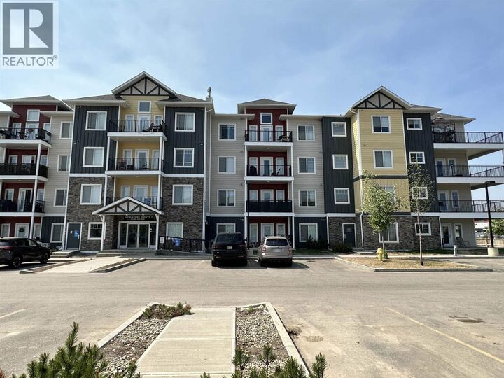 11205 105 Avenue 212 — photo 1