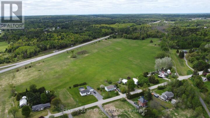Photo de la propriété: 00 Milton Stewart Avenue ON K7S 0E1