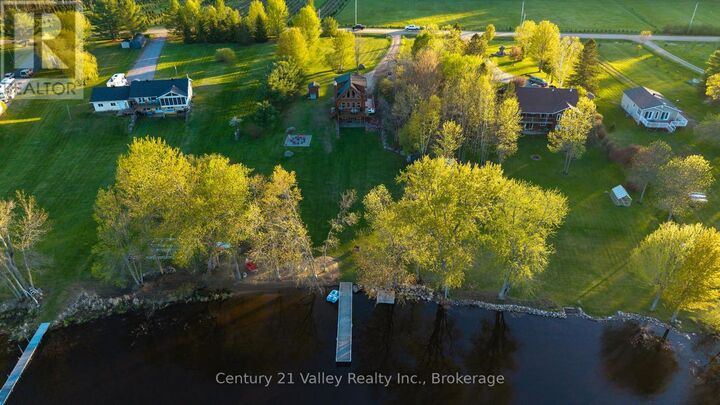 Photo de la propriété:  56 Karmack Haven Road  ON K0J 2A0 