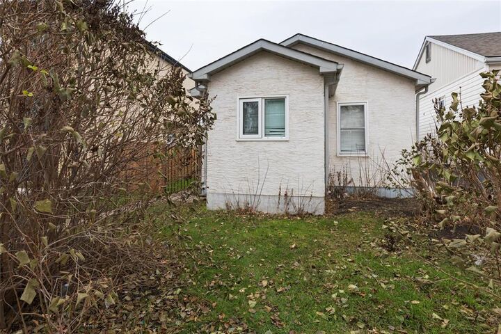 Photo de la propriété: 224 Hartford Avenue MB R2V 0L8