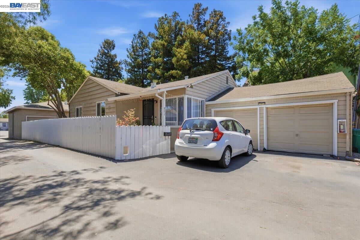 Property Photo: 882 W Tennyson Rd CA 94544