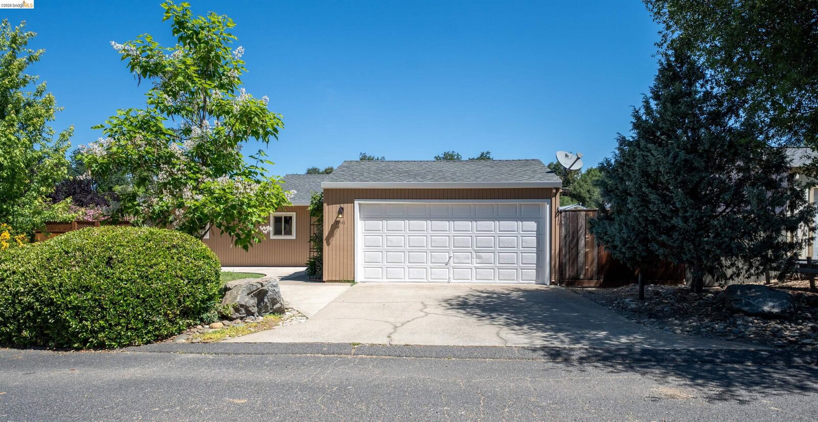 Property Photo:  19141 Sunny Cir  CA 95370 