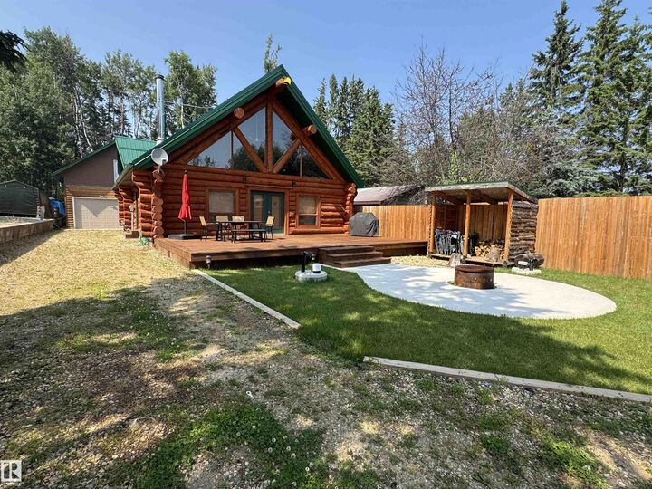 Property Photo: 63116 Rge Road 255 68 AB T0G 2J0