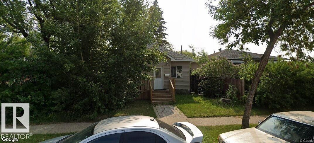 Property Photo:  12627 71 Street NW  AB T5C 0L8 