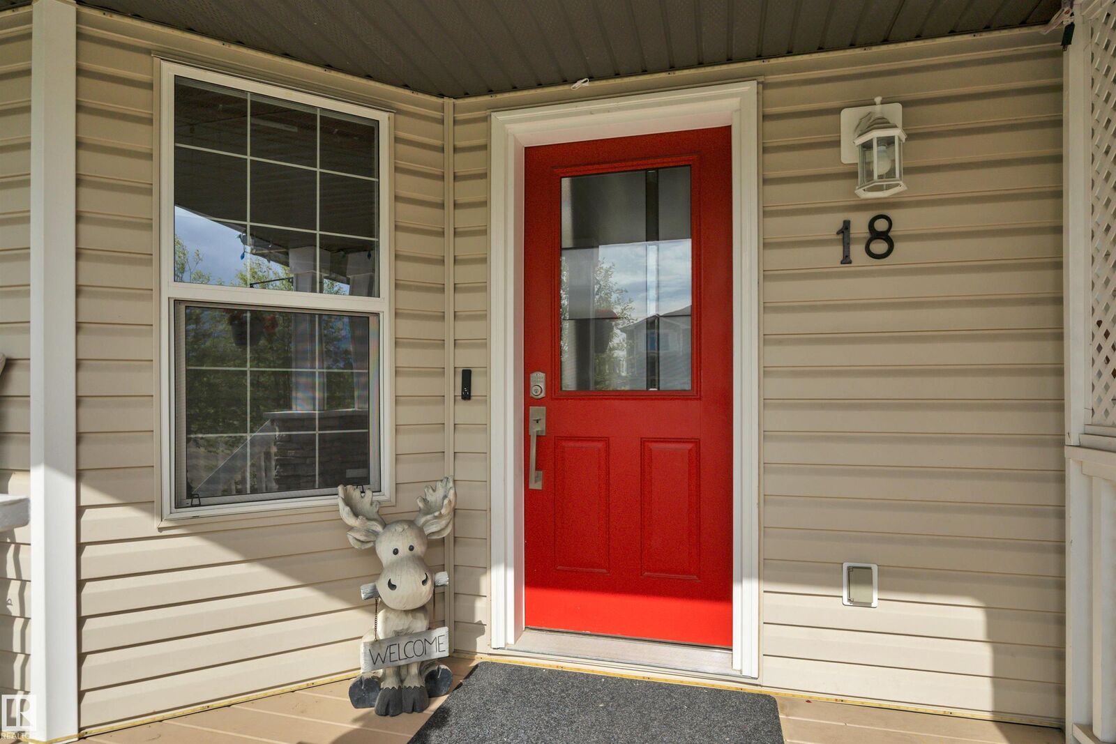 Property Photo: 18 Southwick Point(E) AB T9E 0G1