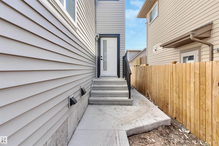 Property Photo:  11229 96 Street NW  AB T5T 1G1 